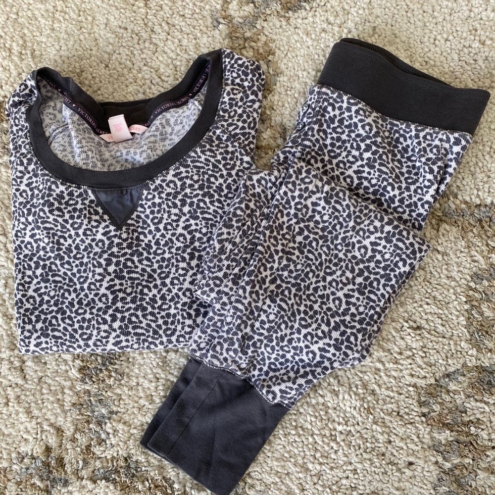 Victoria Secret Pajama Set